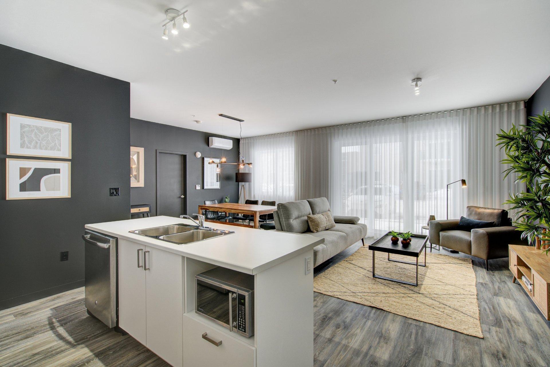 









150


Rue de la Maçonnerie

, S03-04,
Châteauguay,




QC
J6K0K4

