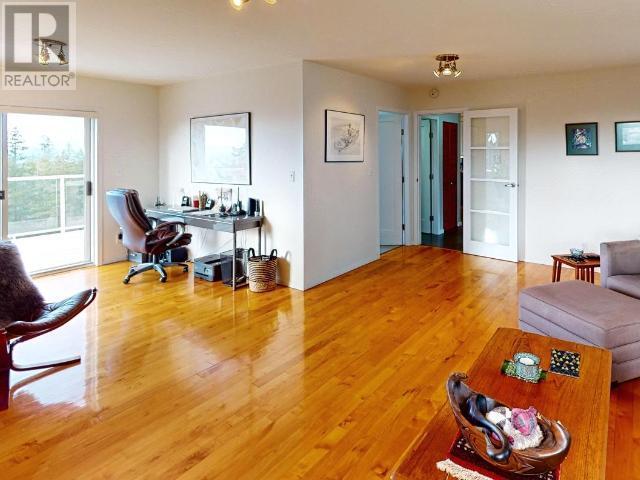












9117 KROMPOCKER RD

,
Powell River,




British Columbia
V8A0G1

