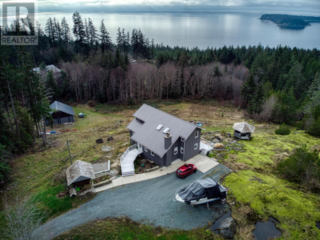 












9117 KROMPOCKER RD

,
Powell River,




British Columbia
V8A0G1

