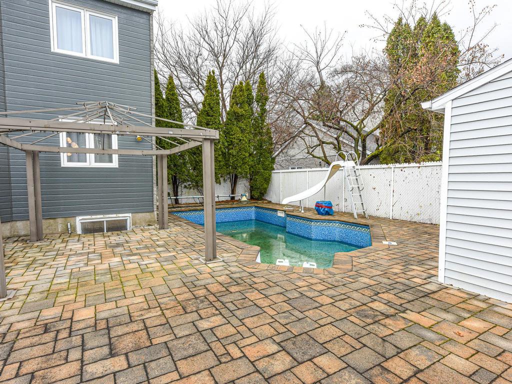 









440


Rue des Tulipes

,
La Prairie,




QC
J5R2G3

