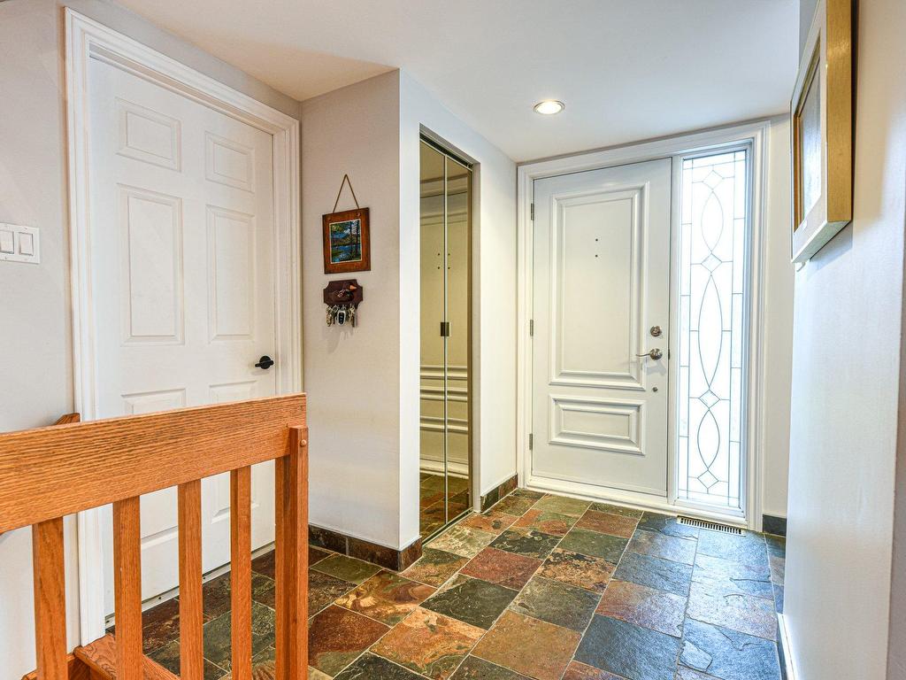 









440


Rue des Tulipes

,
La Prairie,




QC
J5R2G3

