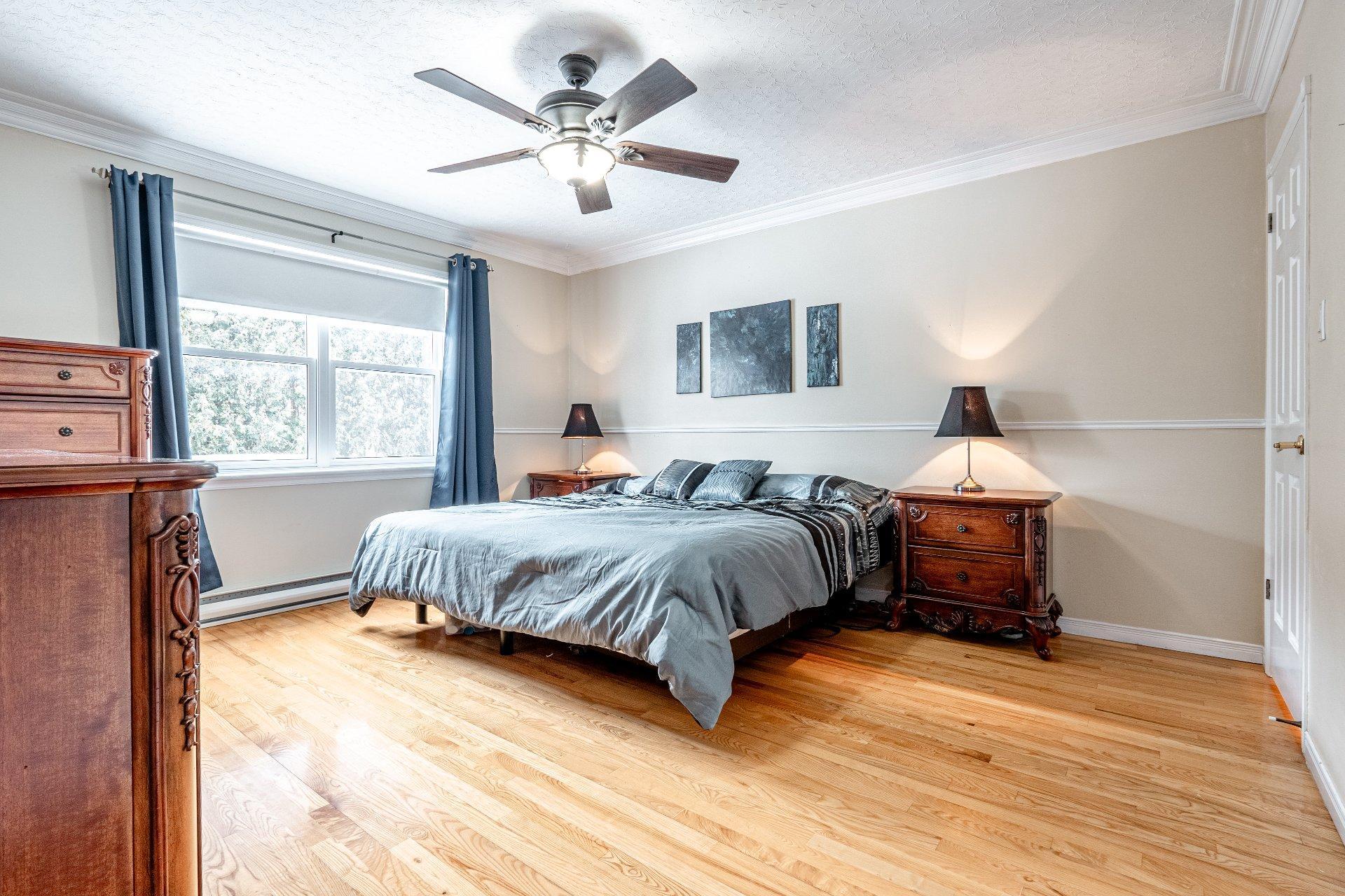 









6535

 - 6539


Route Louis-S.-St-Laurent

,
Compton,




QC
J0B1L0

