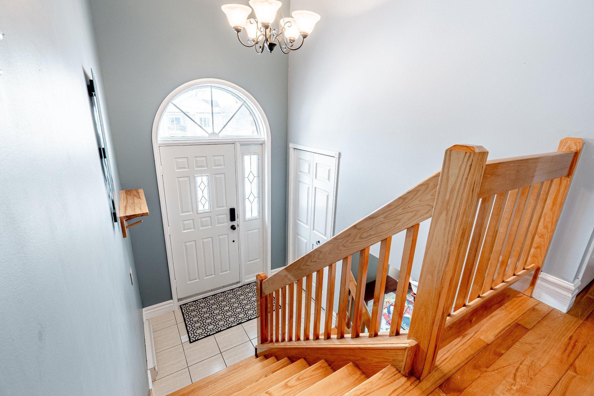









6535

 - 6539


Route Louis-S.-St-Laurent

,
Compton,




QC
J0B1L0

