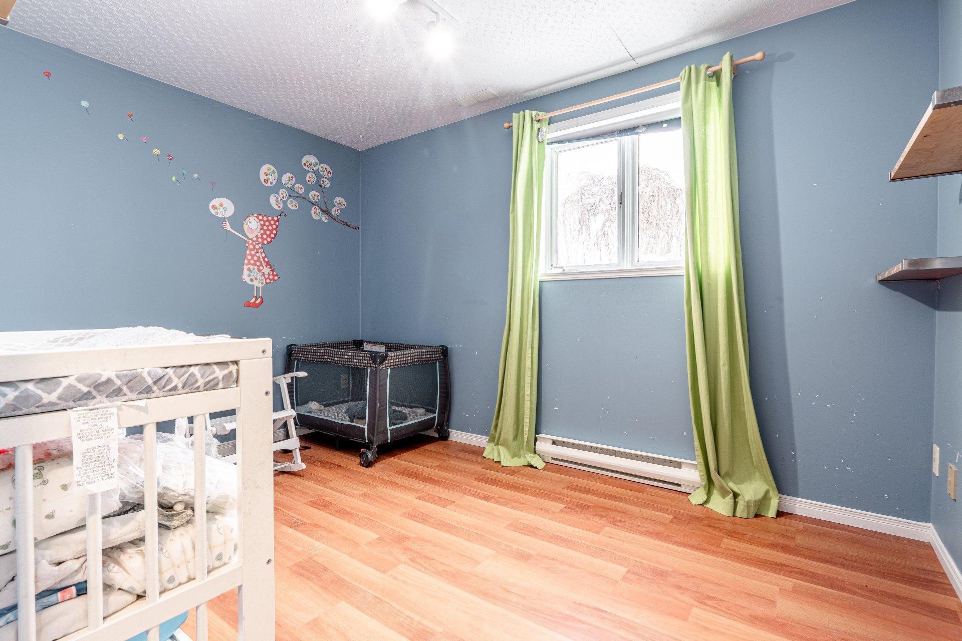 









6535

 - 6539


Route Louis-S.-St-Laurent

,
Compton,




QC
J0B1L0

