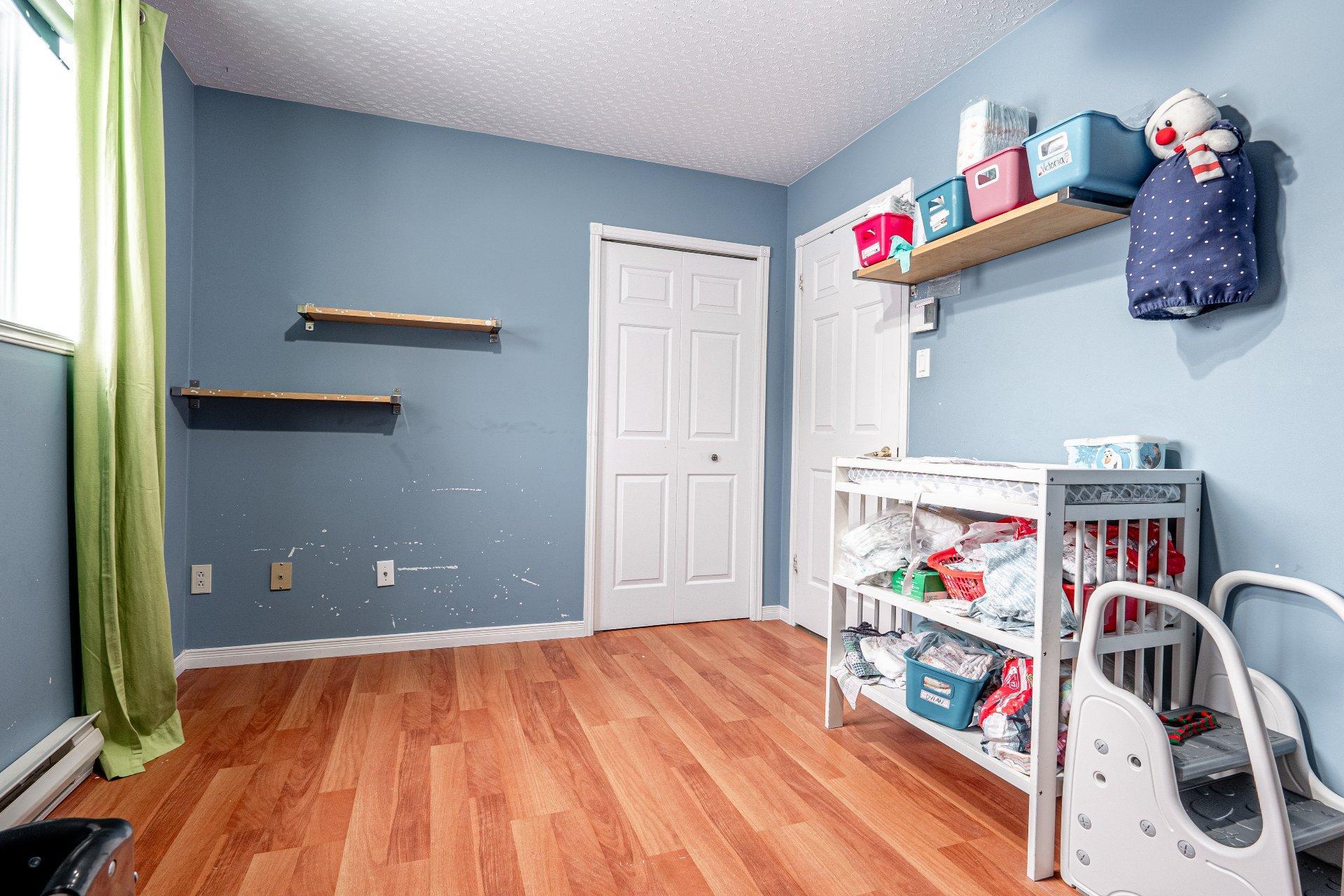 









6535

 - 6539


Route Louis-S.-St-Laurent

,
Compton,




QC
J0B1L0

