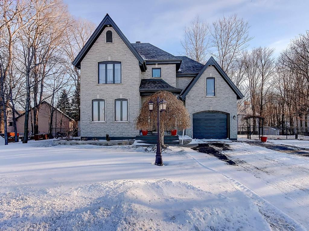 









91


Av. du Parc

,
Saint-Jean-sur-Richelieu,




QC
J2W1N3

