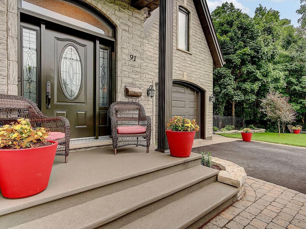 









91


Av. du Parc

,
Saint-Jean-sur-Richelieu,




QC
J2W1N3

