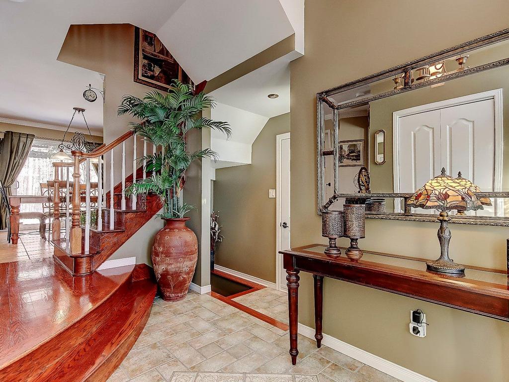 









91


Av. du Parc

,
Saint-Jean-sur-Richelieu,




QC
J2W1N3

