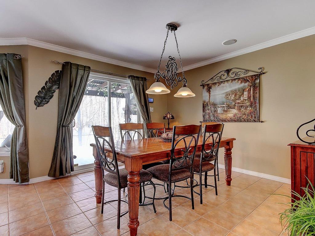 









91


Av. du Parc

,
Saint-Jean-sur-Richelieu,




QC
J2W1N3

