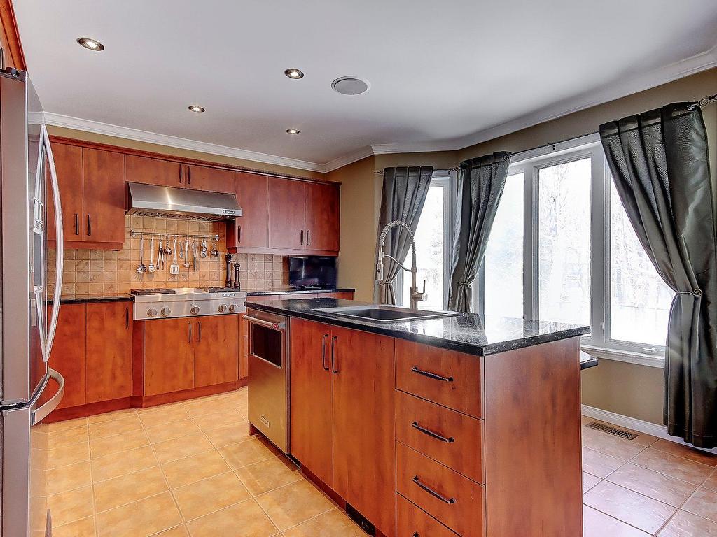 









91


Av. du Parc

,
Saint-Jean-sur-Richelieu,




QC
J2W1N3

