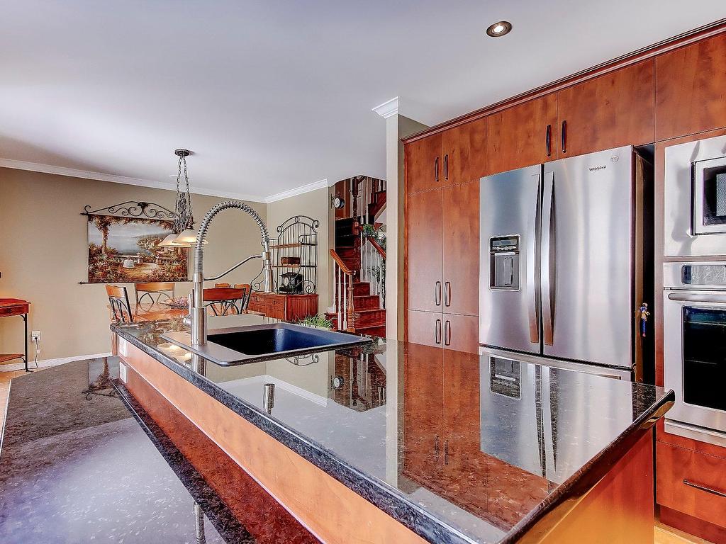 









91


Av. du Parc

,
Saint-Jean-sur-Richelieu,




QC
J2W1N3

