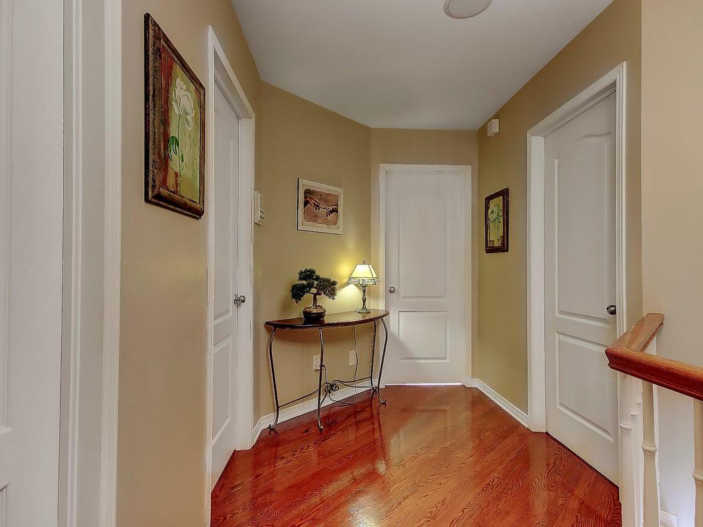 









91


Av. du Parc

,
Saint-Jean-sur-Richelieu,




QC
J2W1N3

