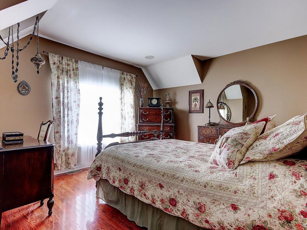 









91


Av. du Parc

,
Saint-Jean-sur-Richelieu,




QC
J2W1N3

