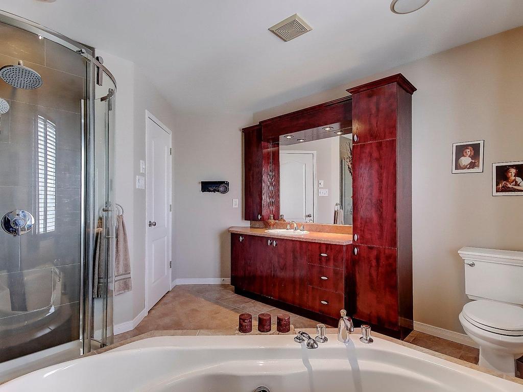 









91


Av. du Parc

,
Saint-Jean-sur-Richelieu,




QC
J2W1N3

