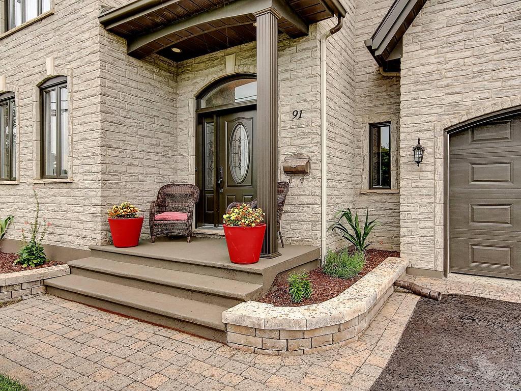 









91


Av. du Parc

,
Saint-Jean-sur-Richelieu,




QC
J2W1N3


