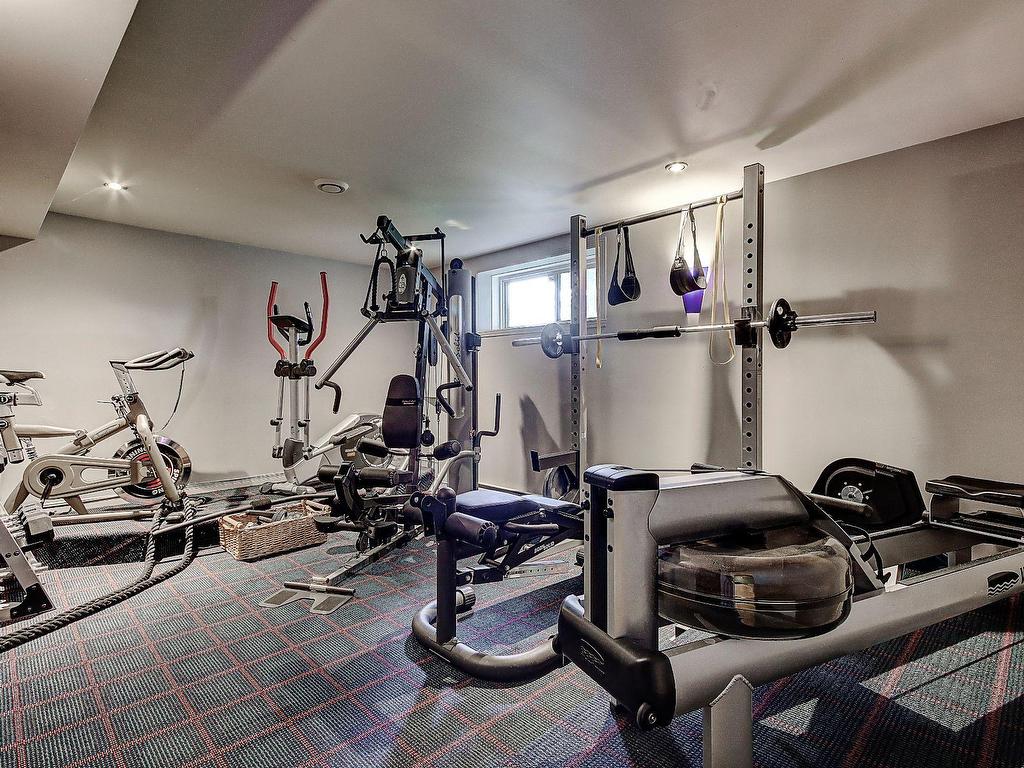 









91


Av. du Parc

,
Saint-Jean-sur-Richelieu,




QC
J2W1N3


