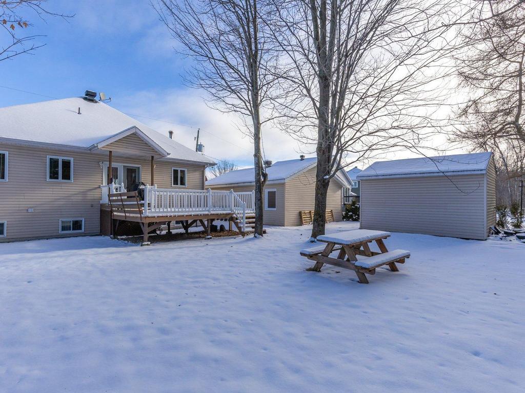 









87


Rue des Rapides

,
Pont-Rouge,




QC
G3H2A2

