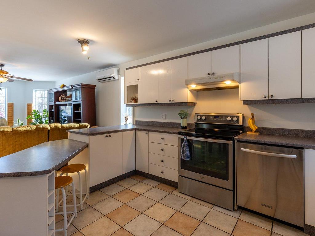 









87


Rue des Rapides

,
Pont-Rouge,




QC
G3H2A2

