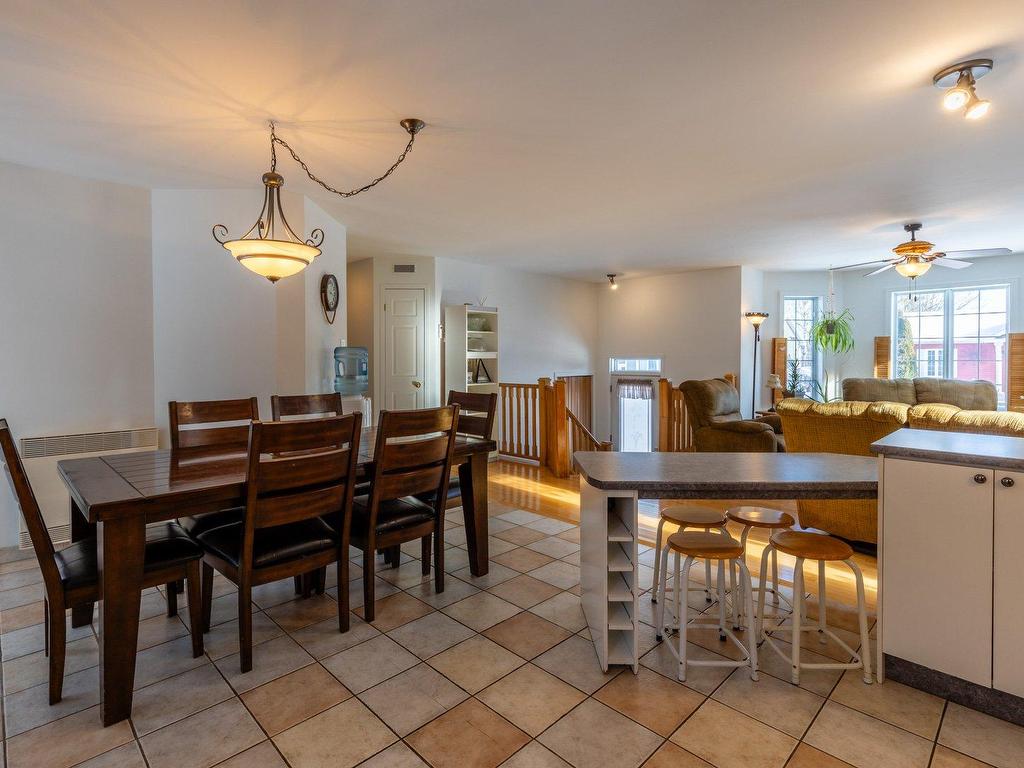 









87


Rue des Rapides

,
Pont-Rouge,




QC
G3H2A2

