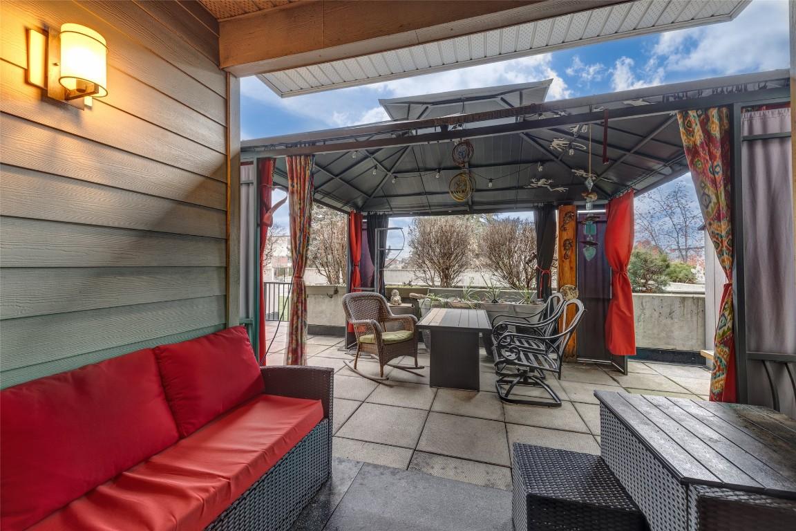 









2142


Vasile

Street, 107,
Kelowna,




BC
V1Y 6H5

