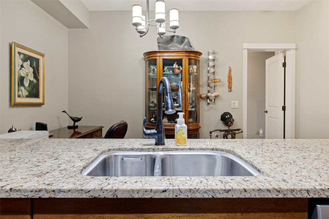 









2142


Vasile

Street, 107,
Kelowna,




BC
V1Y 6H5

