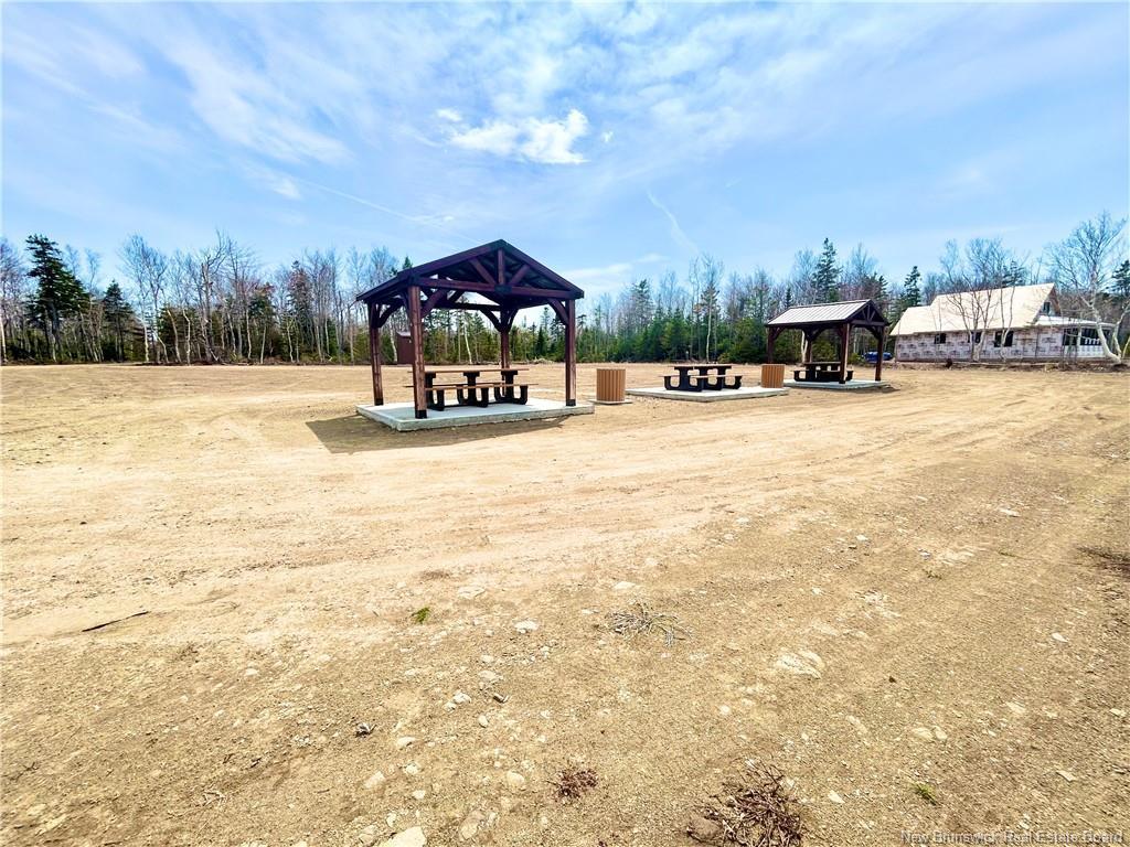 









114


Lebouthillier

ST,
Saint-Simon,




NB
E8P 1Z7

