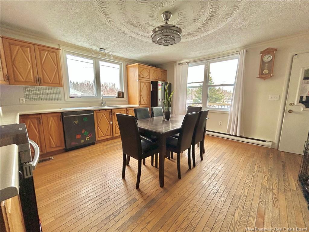 









114


Lebouthillier

ST,
Saint-Simon,




NB
E8P 1Z7

