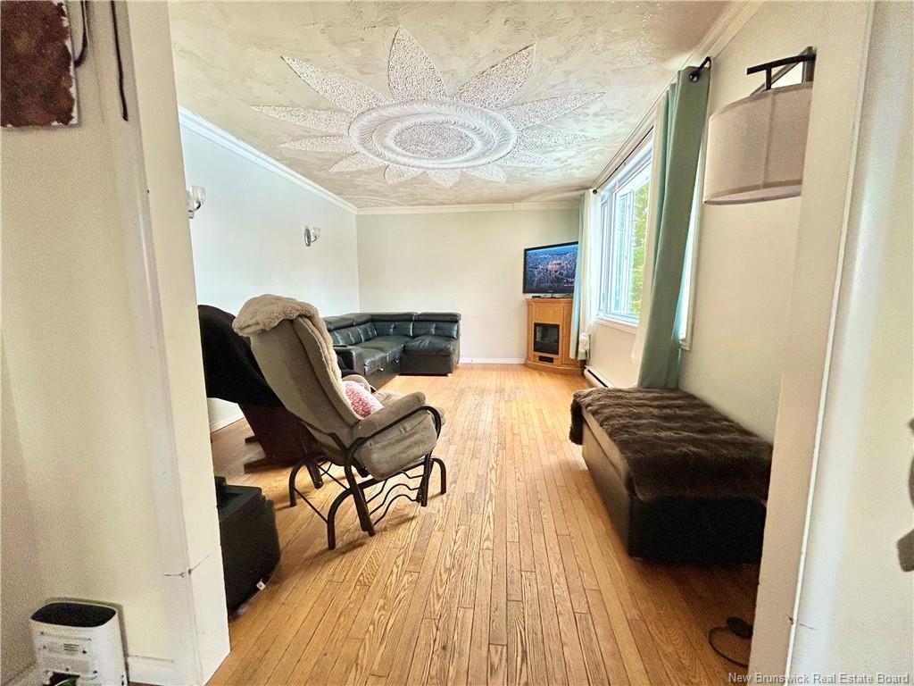 









114


Lebouthillier

ST,
Saint-Simon,




NB
E8P 1Z7

