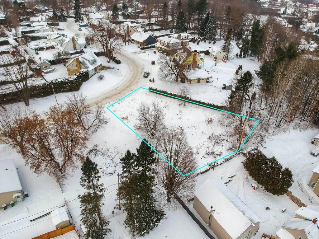 












Rue Mullins

,
Sherbrooke (Brompton/Rock Forest/Saint-Élie/Deauville),







QC
J1C0N1

