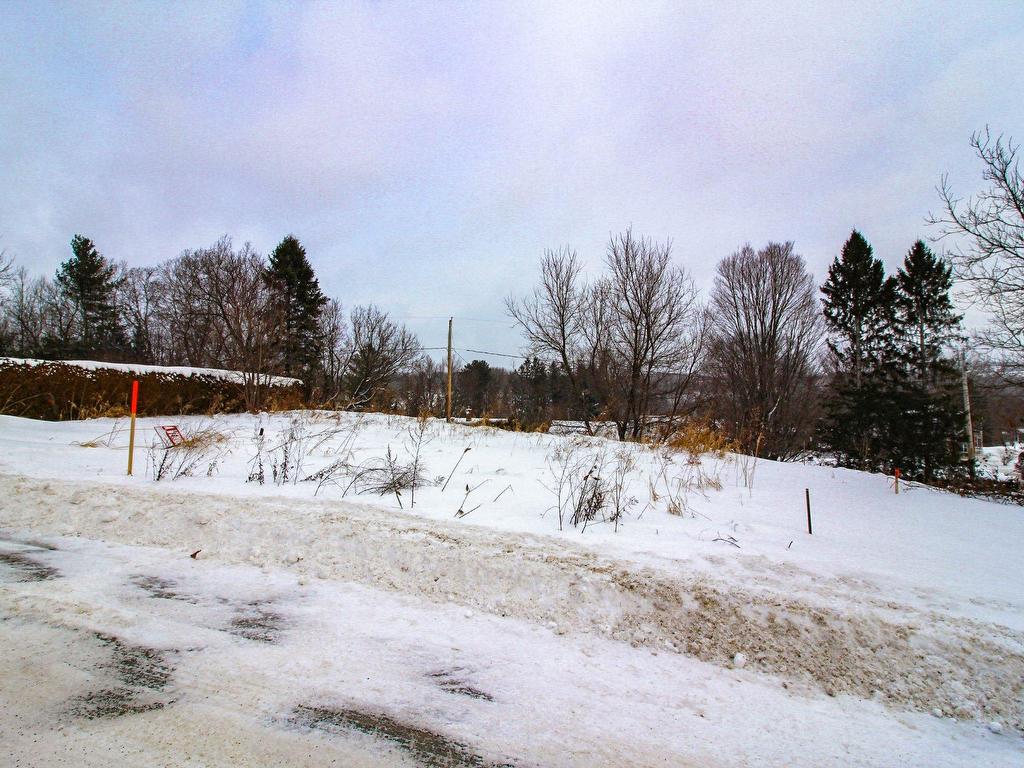












Rue Mullins

,
Sherbrooke (Brompton/Rock Forest/Saint-Élie/Deauville),







QC
J1C0N1

