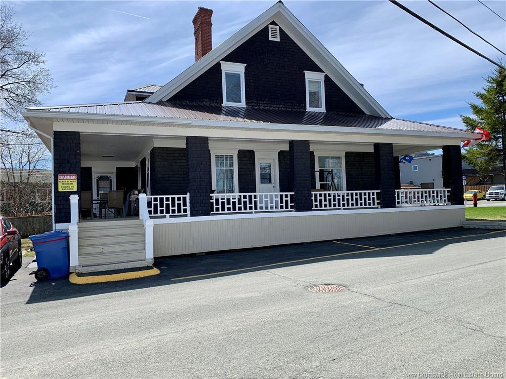 









7


Ritchie

,
Campbellton,




NB
E3N 1Z3

