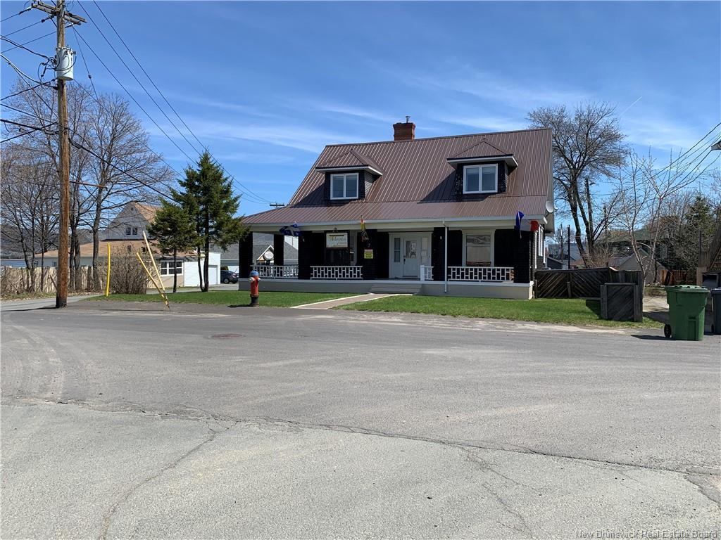 









7


Ritchie

,
Campbellton,




NB
E3N 1Z3

