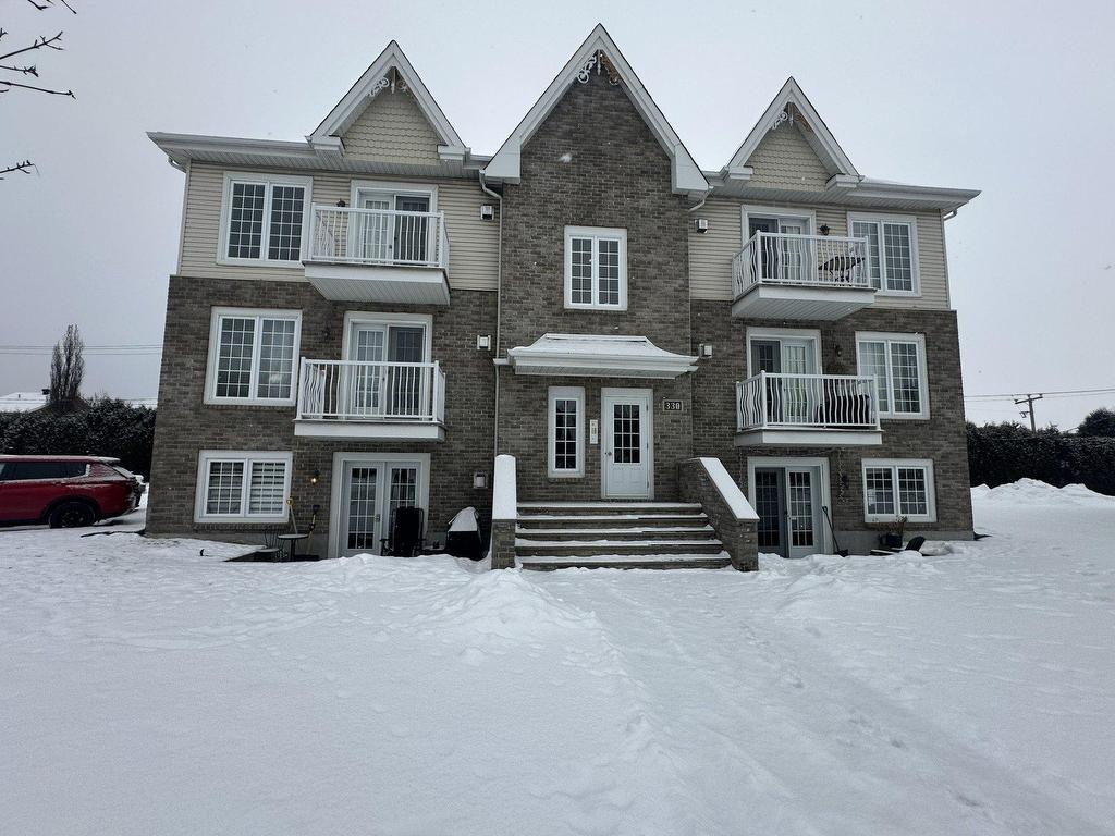 









330


Place Larose

, 2,
Mascouche,




QC
J7K0G4

