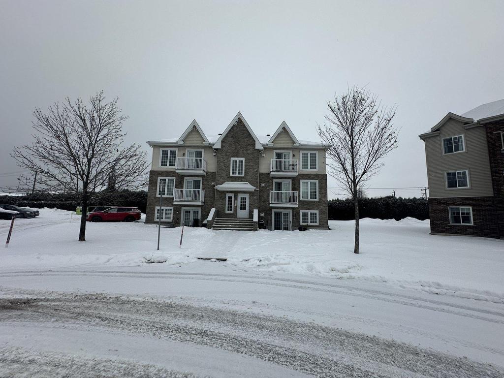 









330


Place Larose

, 2,
Mascouche,




QC
J7K0G4

