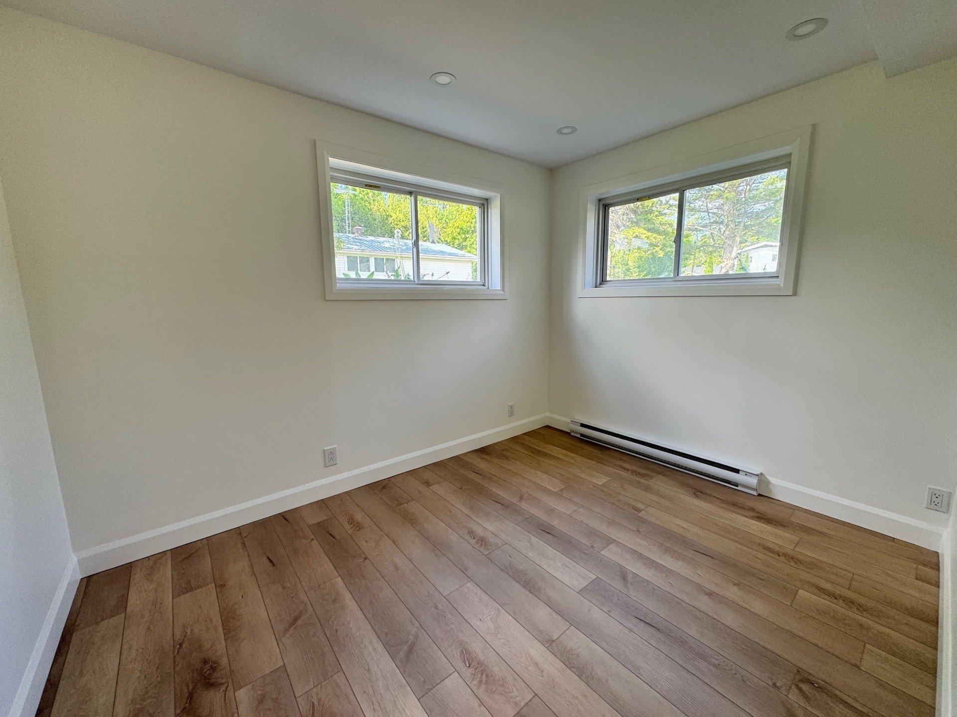 









1844


Ch. Lakeshore

,
Clarenceville,




QC
J0J1B0

