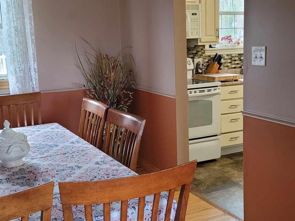












54 MacKenzie Drive

,
Coxheath,




NS
B1R 2H2

