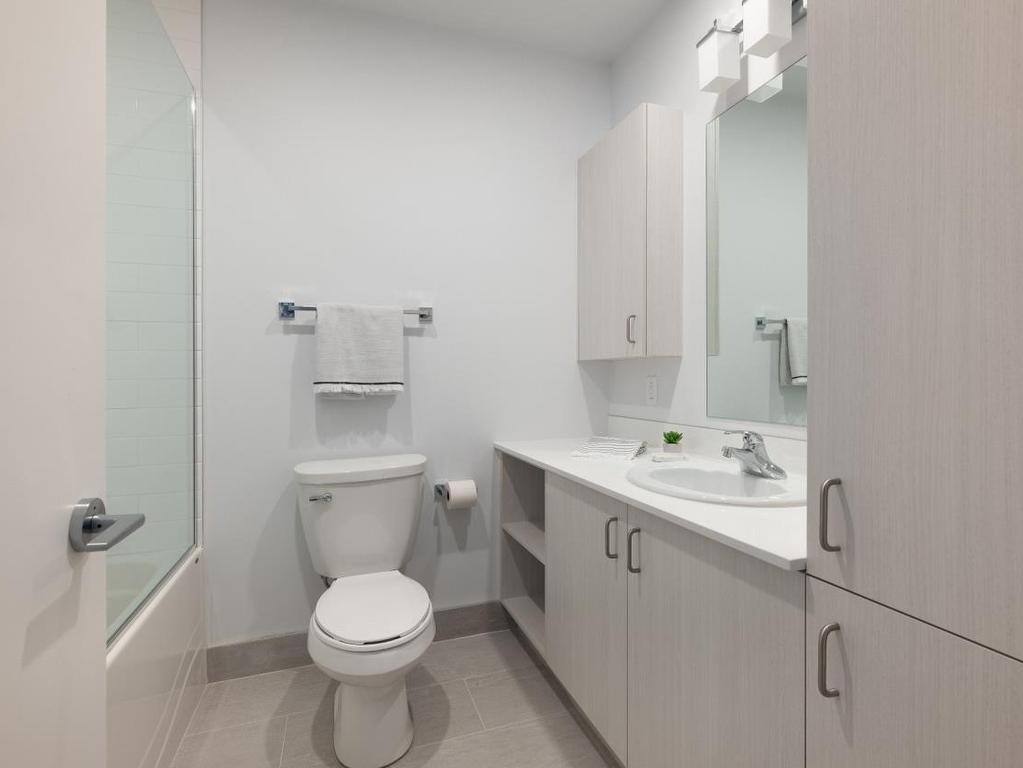 









1415


Rue Bishop

, 204,
Montréal (Ville-Marie),




QC
H3G2E4

