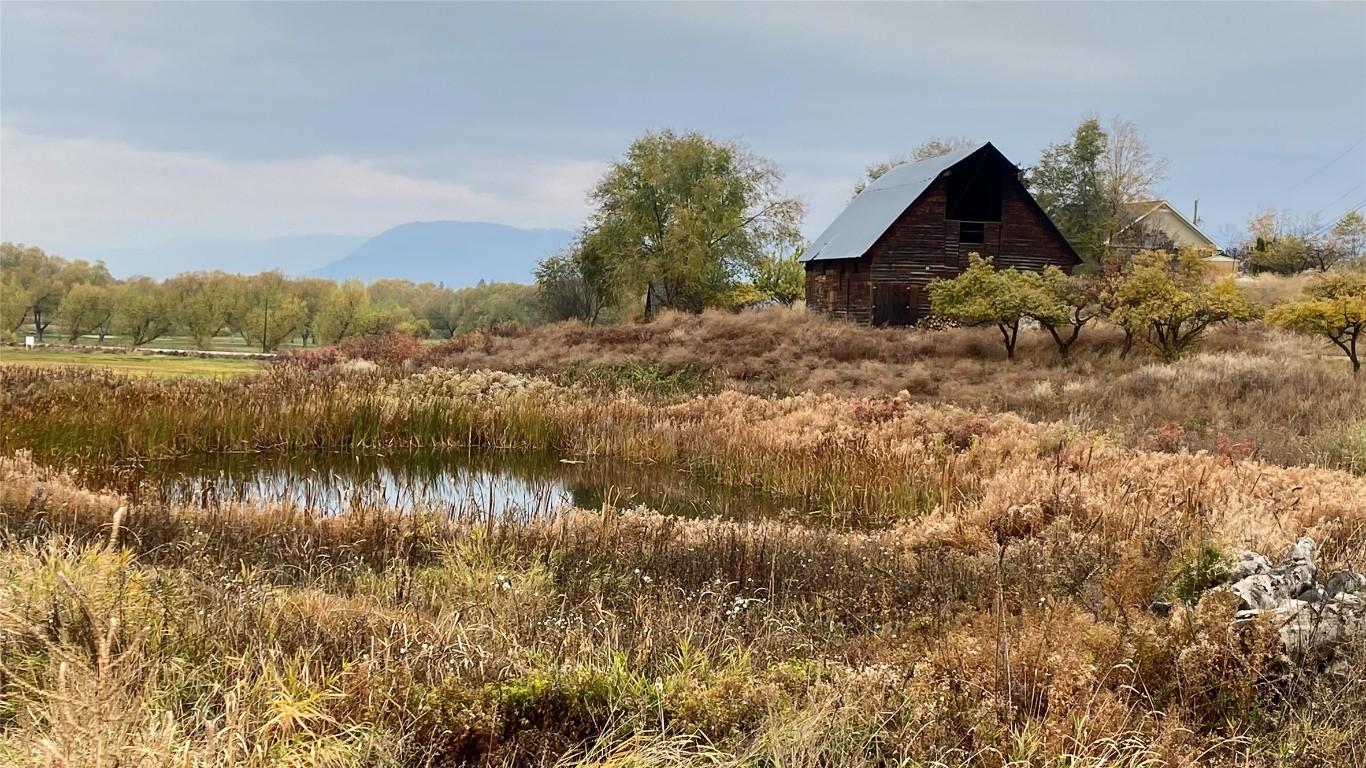 









3995


Swamp

Road,
Kelowna,




BC
V1W 4M9

