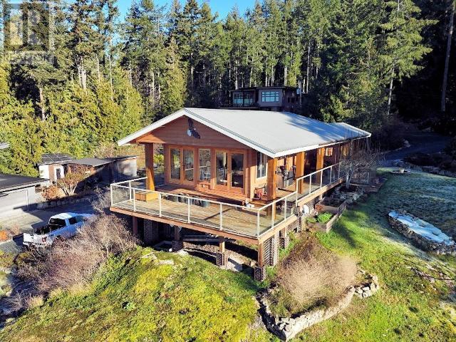 












2-10289 FINN BAY ROAD

,
Powell River,




British Columbia
V0N2G0

