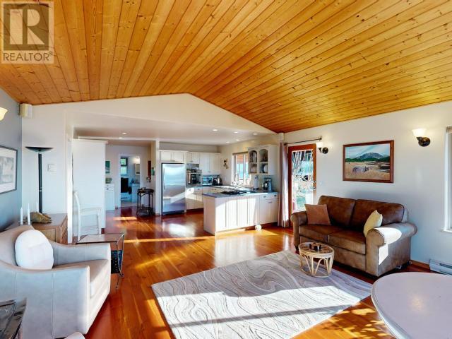 












2-10289 FINN BAY ROAD

,
Powell River,




British Columbia
V0N2G0

