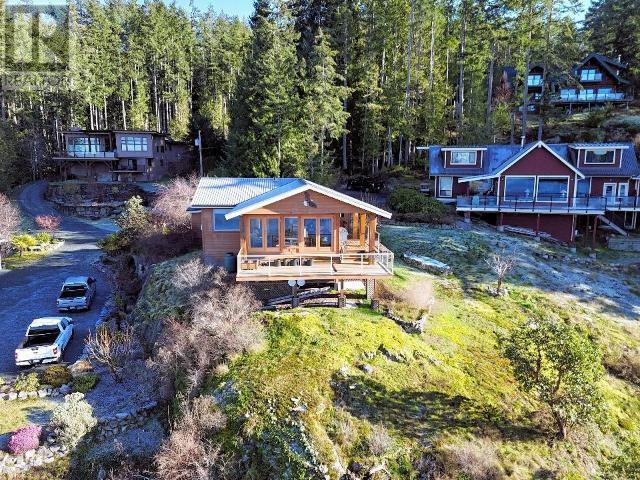 












2-10289 FINN BAY ROAD

,
Powell River,




British Columbia
V0N2G0

