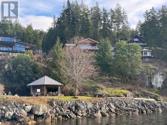 












2-10289 FINN BAY ROAD

,
Powell River,




British Columbia
V0N2G0

