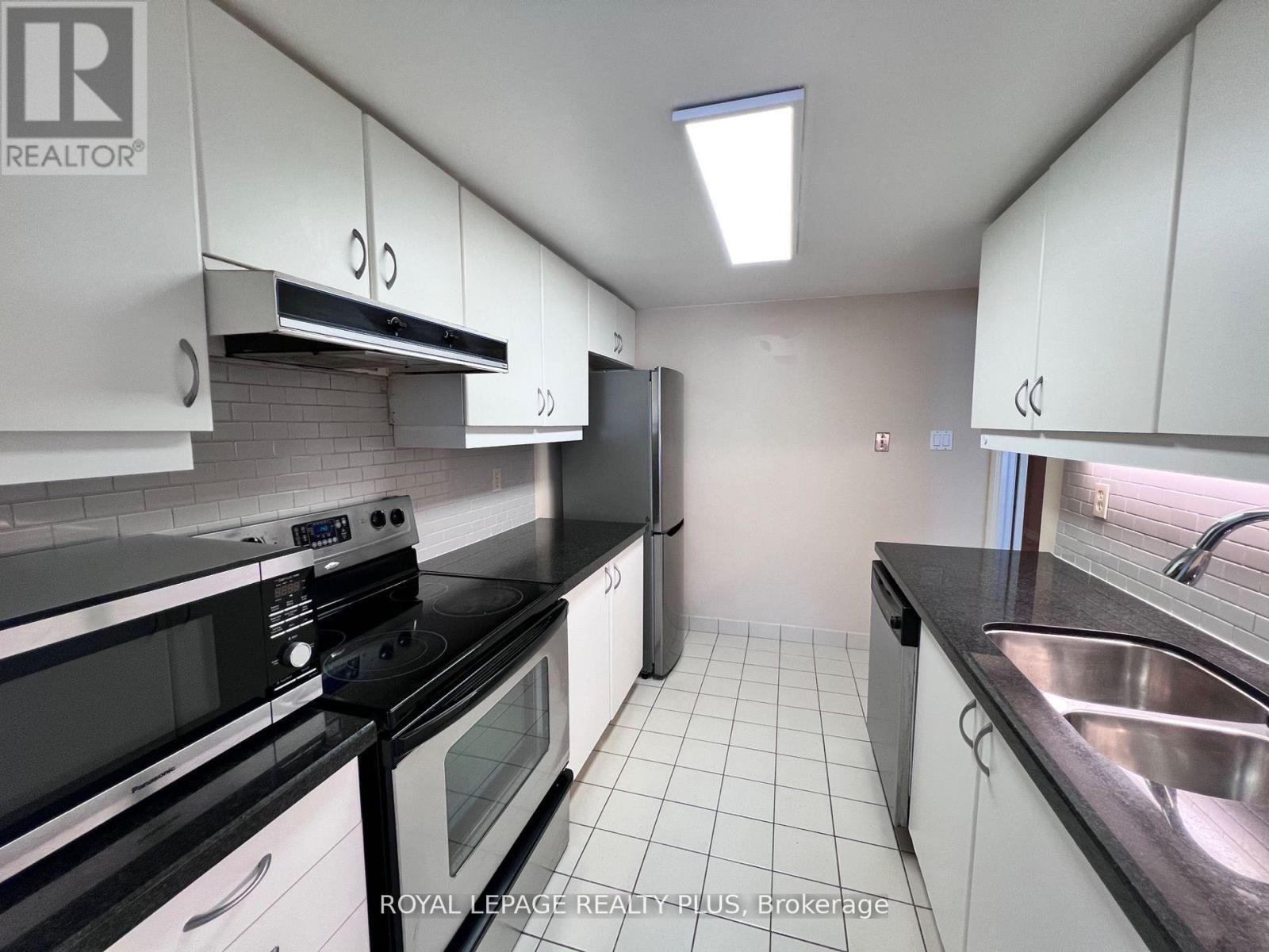 












1601 - 44 GERRARD STREET W

,
Toronto,




Ontario
M5G2K2

