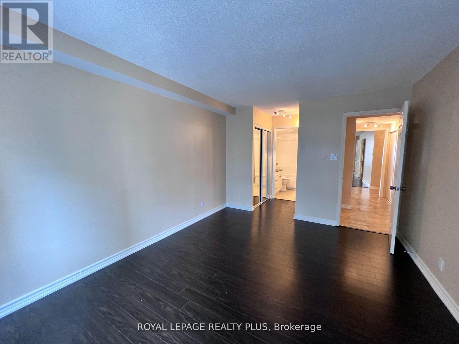 












1601 - 44 GERRARD STREET W

,
Toronto,




Ontario
M5G2K2

