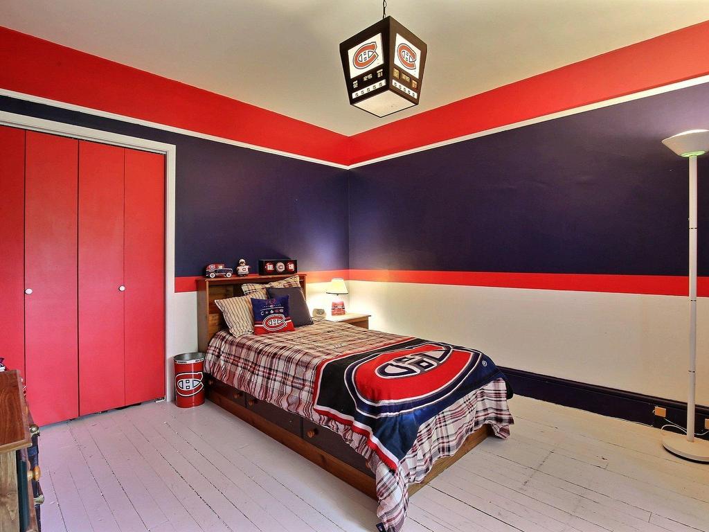 









223

 - 223A


Rue Bella

,
Saint-Jean-sur-Richelieu,




QC
J2X4Y6

