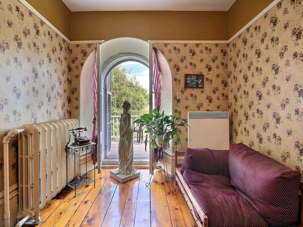 









223

 - 223A


Rue Bella

,
Saint-Jean-sur-Richelieu,




QC
J2X4Y6

