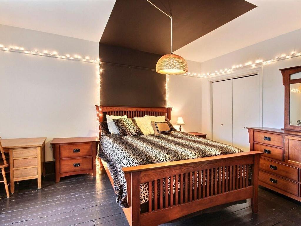 









223

 - 223A


Rue Bella

,
Saint-Jean-sur-Richelieu,




QC
J2X4Y6

