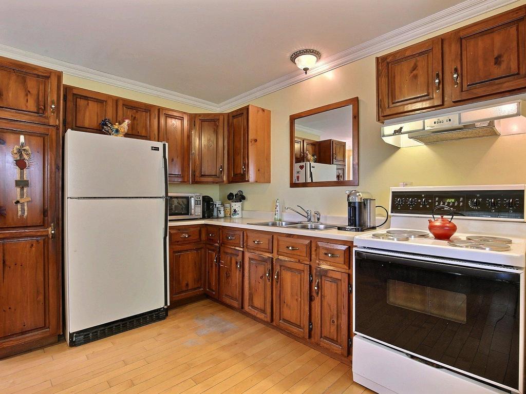 









223

 - 223A


Rue Bella

,
Saint-Jean-sur-Richelieu,




QC
J2X4Y6

