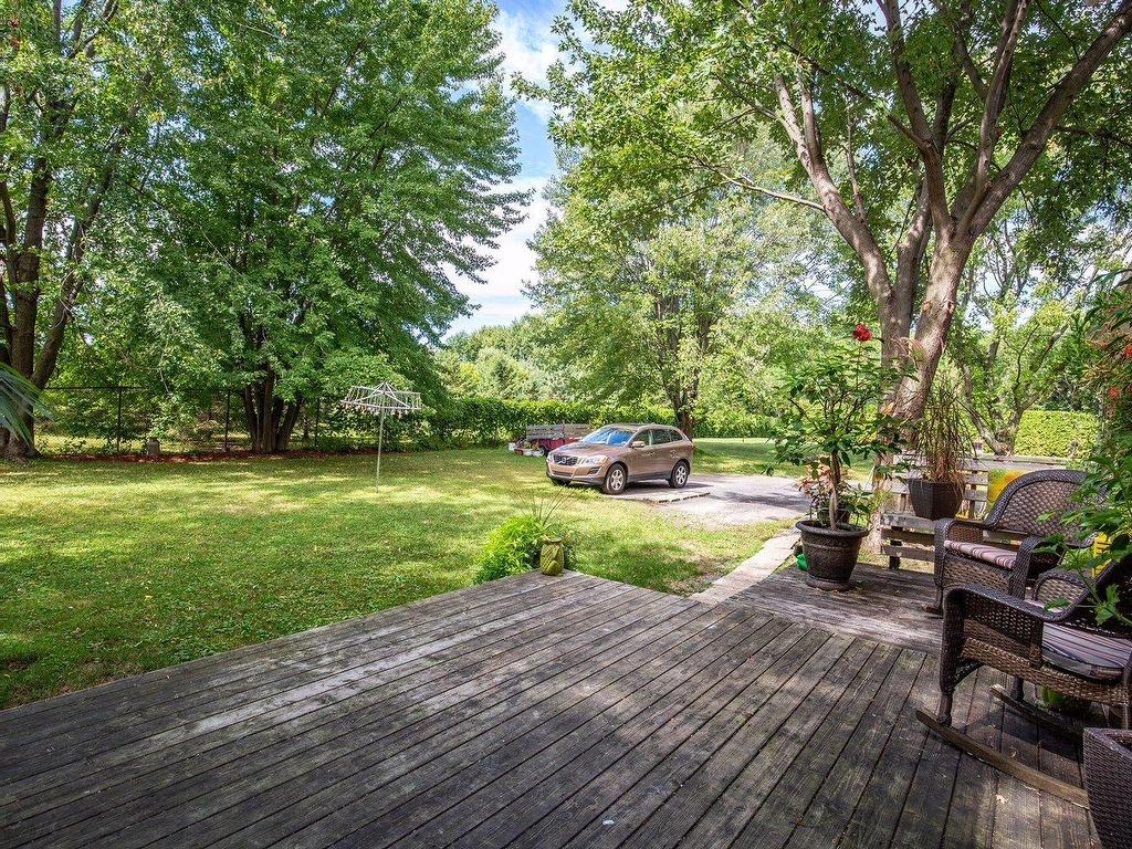 









223

 - 223A


Rue Bella

,
Saint-Jean-sur-Richelieu,




QC
J2X4Y6

