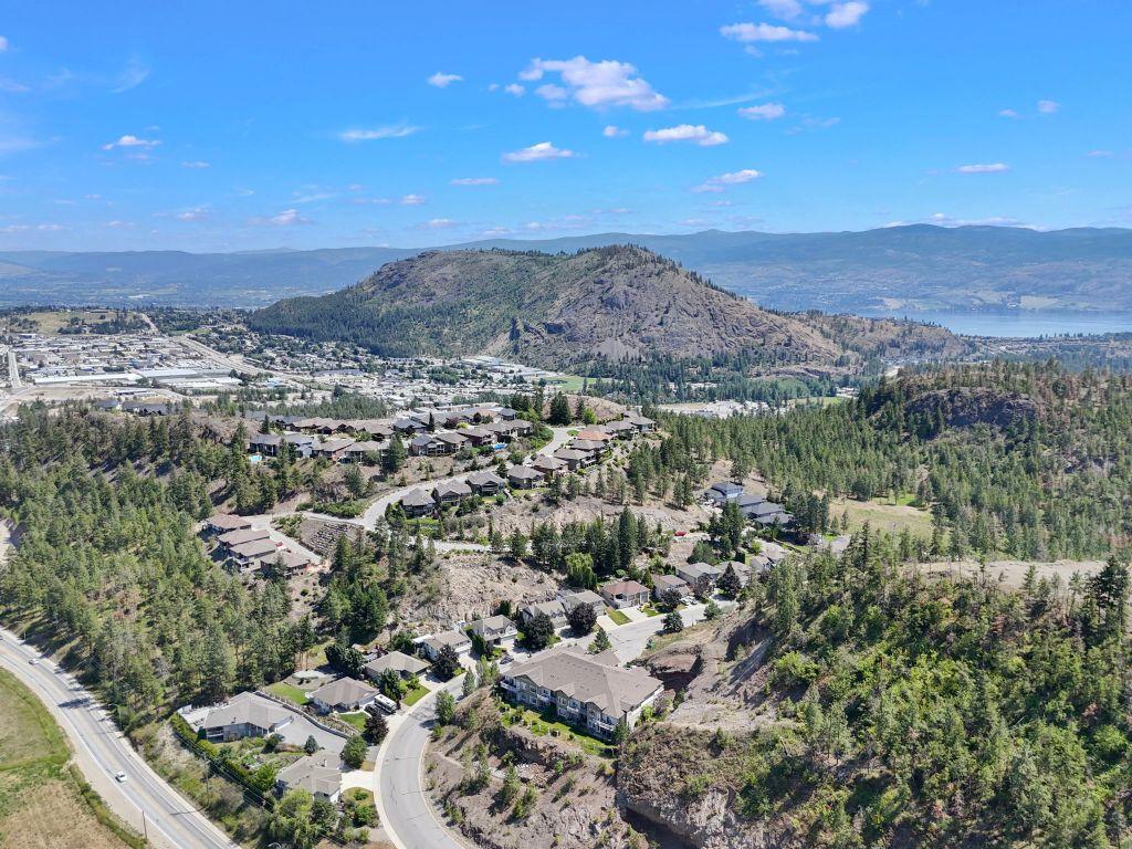 









2523


Shannon View

Drive, 204,
West Kelowna,




BC
V4T 2Z7

